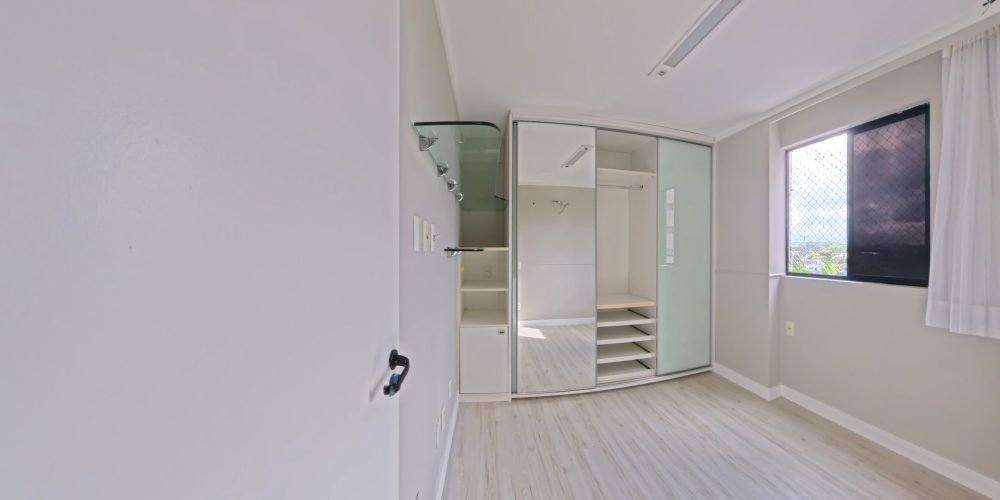 Visão Porta do Quarto